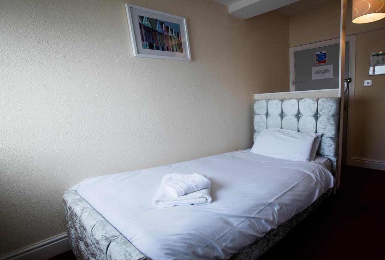 Delmont Hotel Scarborough Eksteriør bilde