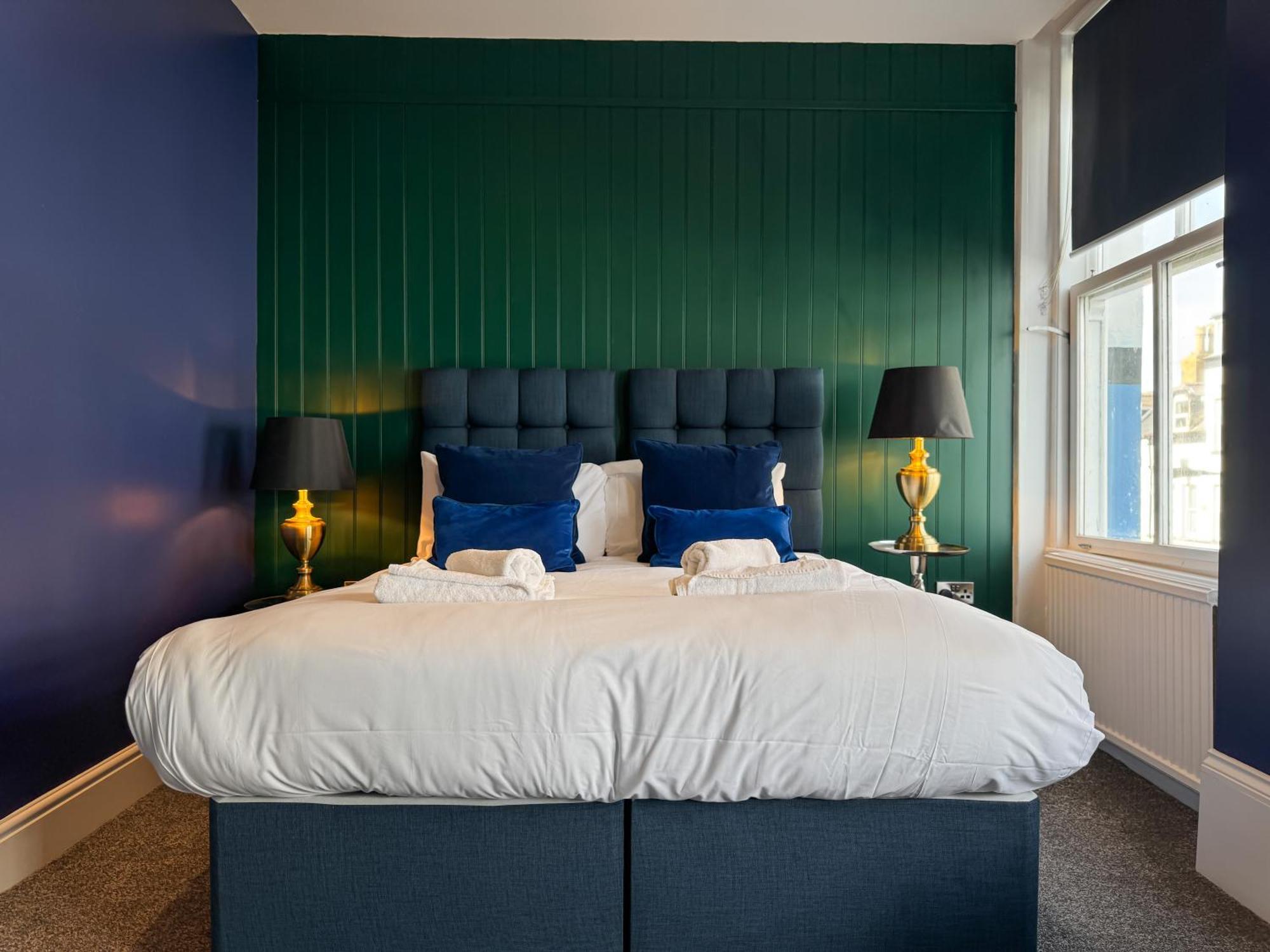 Delmont Hotel Scarborough Eksteriør bilde