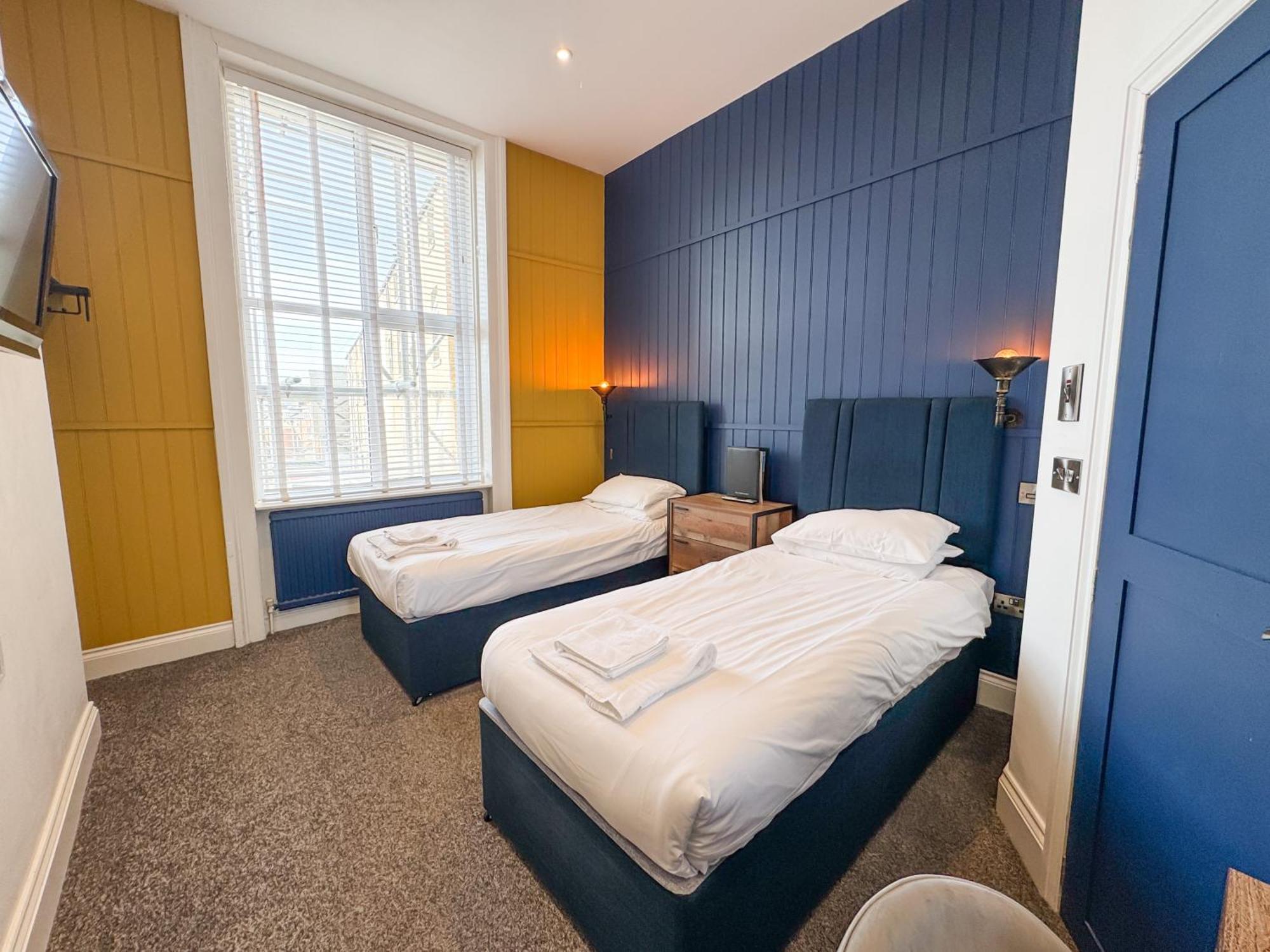 Delmont Hotel Scarborough Eksteriør bilde